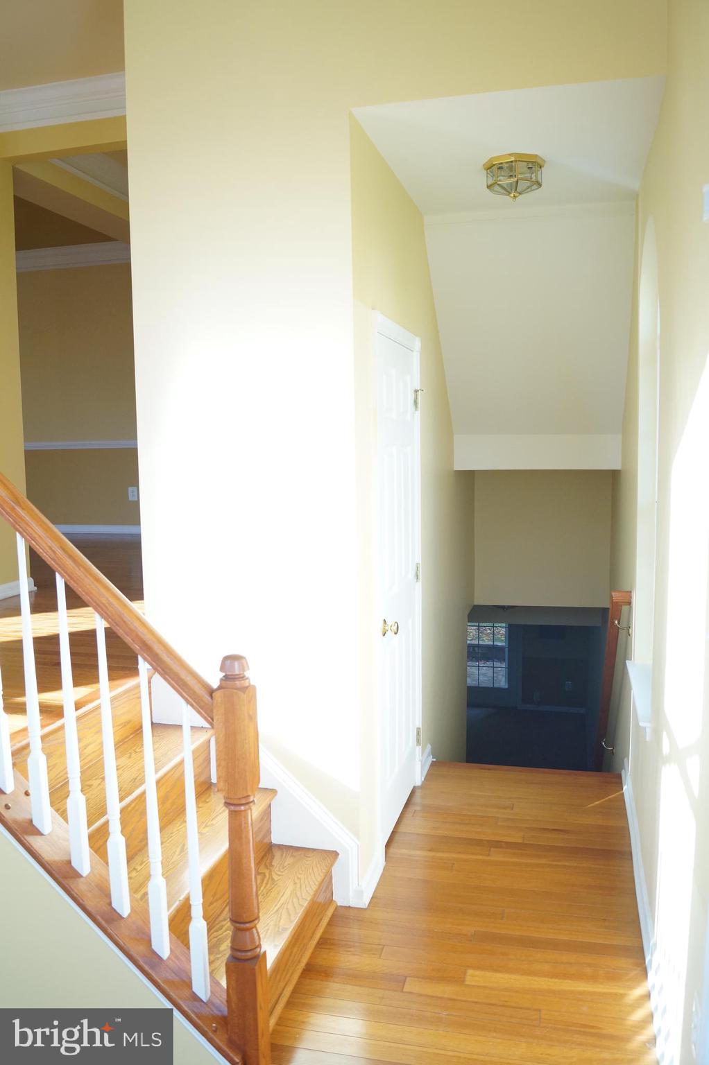 25575 AMERICA SQUARE