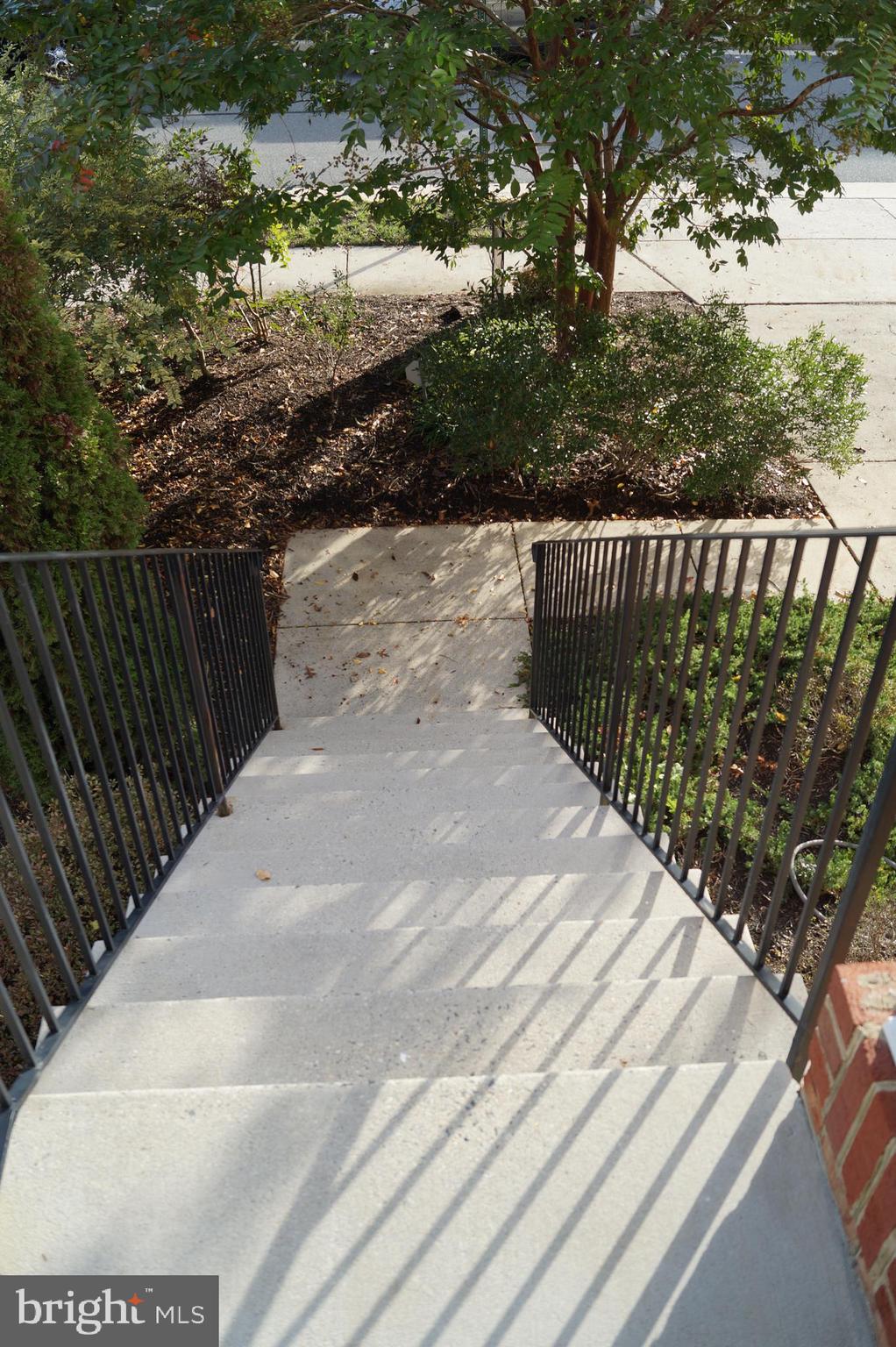 SOUTH RIDING - Residential Lease