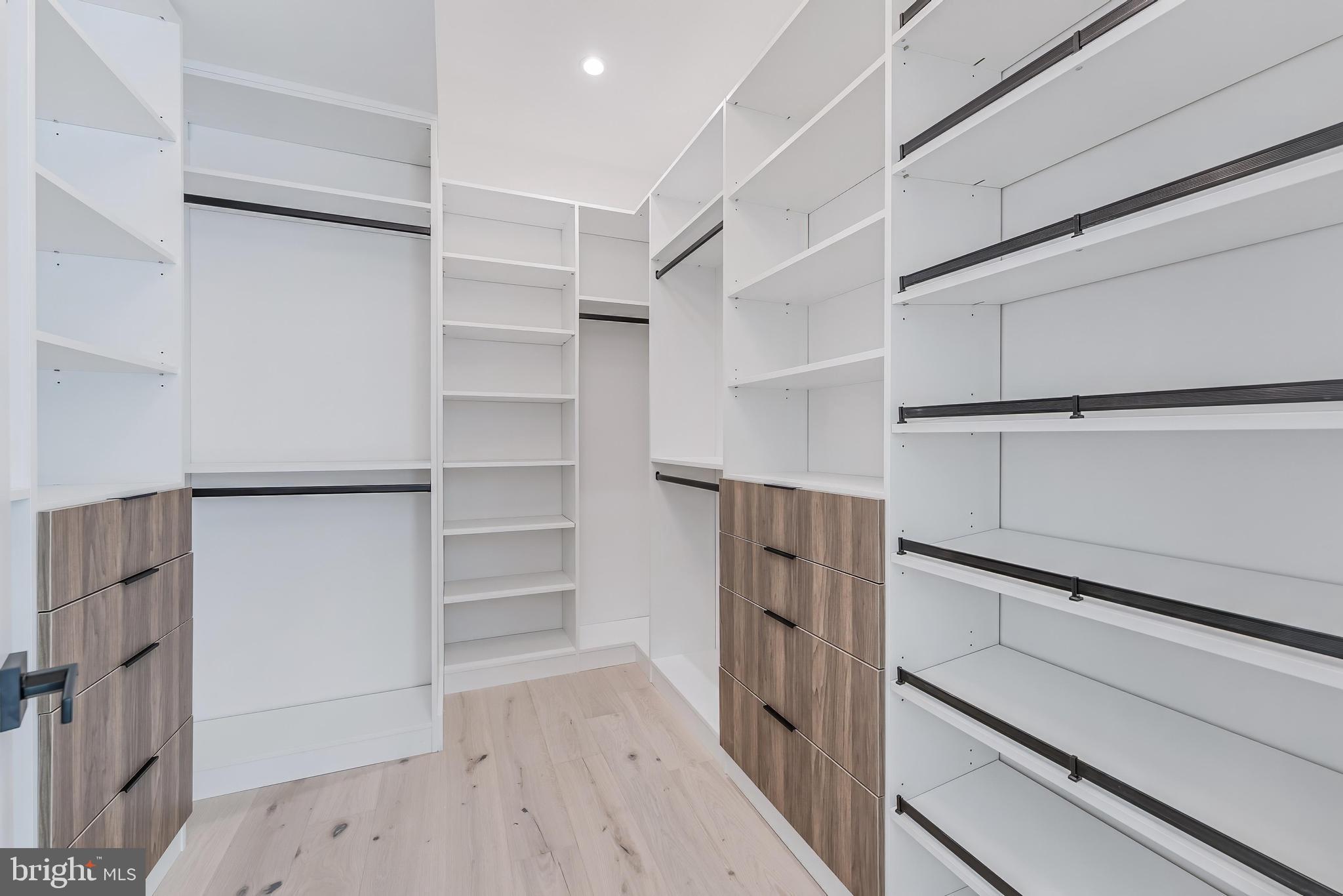 BEL AIR - Residential