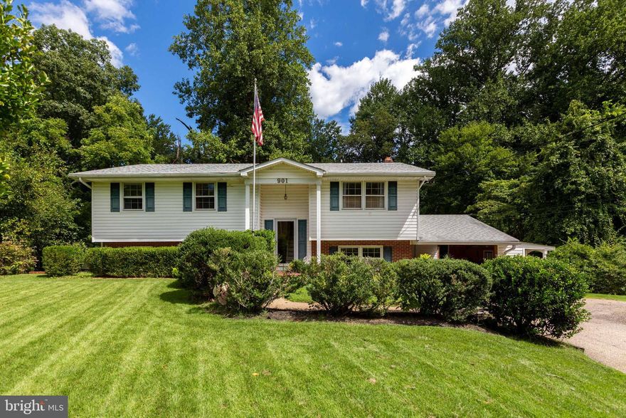 Welcome home to 901 Hillen Drive   a spacious and welcoming home located within Severna Park school boundaries! This home features five generously-sized bedrooms, three and a half bathrooms, two living areas/family rooms and an amazing yard - all at the end of a quiet cul-de-sac. This rental will not last long...do not miss out on the opportunity to enjoy quiet mornings in the screened-in sunroom or fun-filled nights in the large backyard! 12-month minimum lease, longer term preferred. Pets considered on case-by-case basis with $250 non-refundable pet fee.