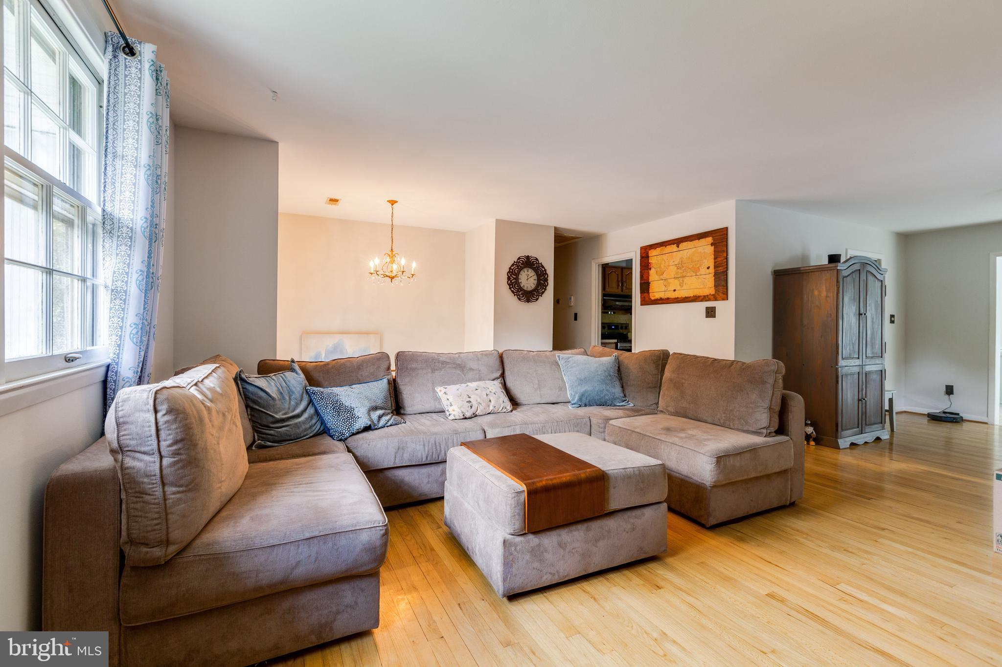 HILLENDALE - Residential Lease