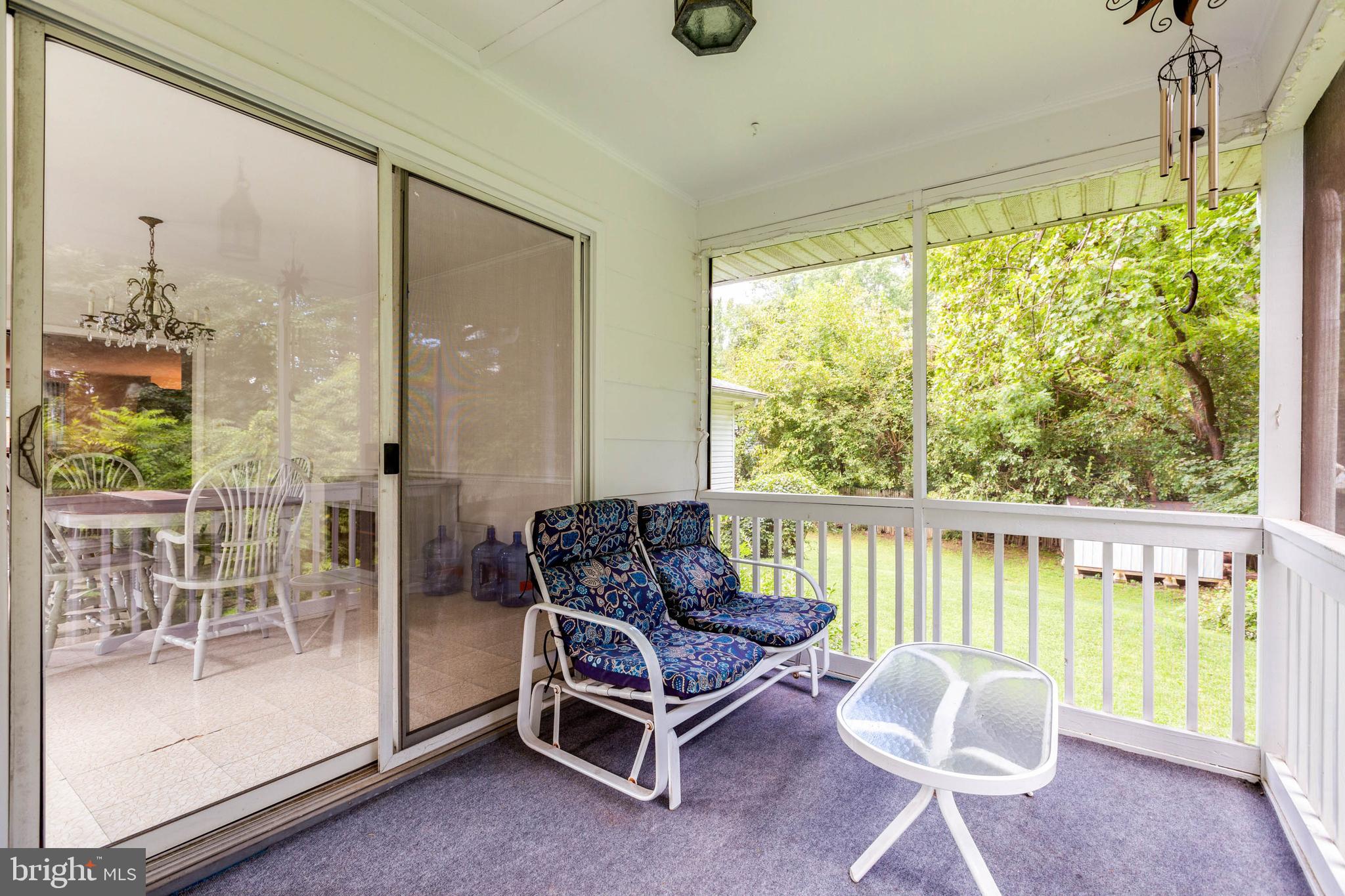 HILLENDALE - Residential Lease