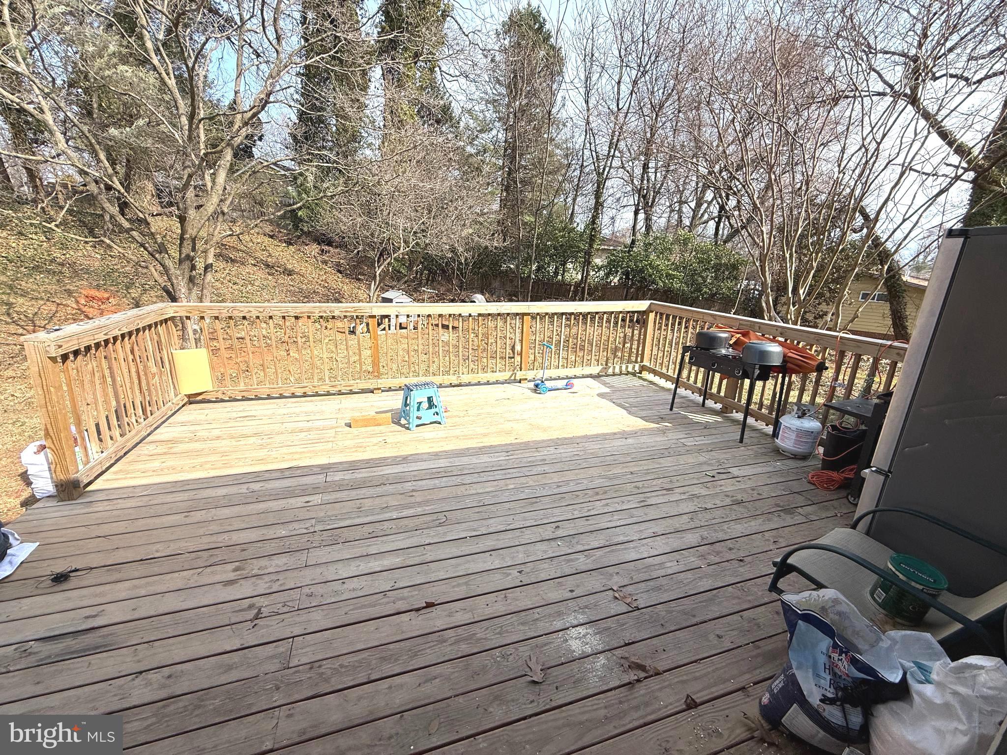 BEL PRE WOODS - Residential