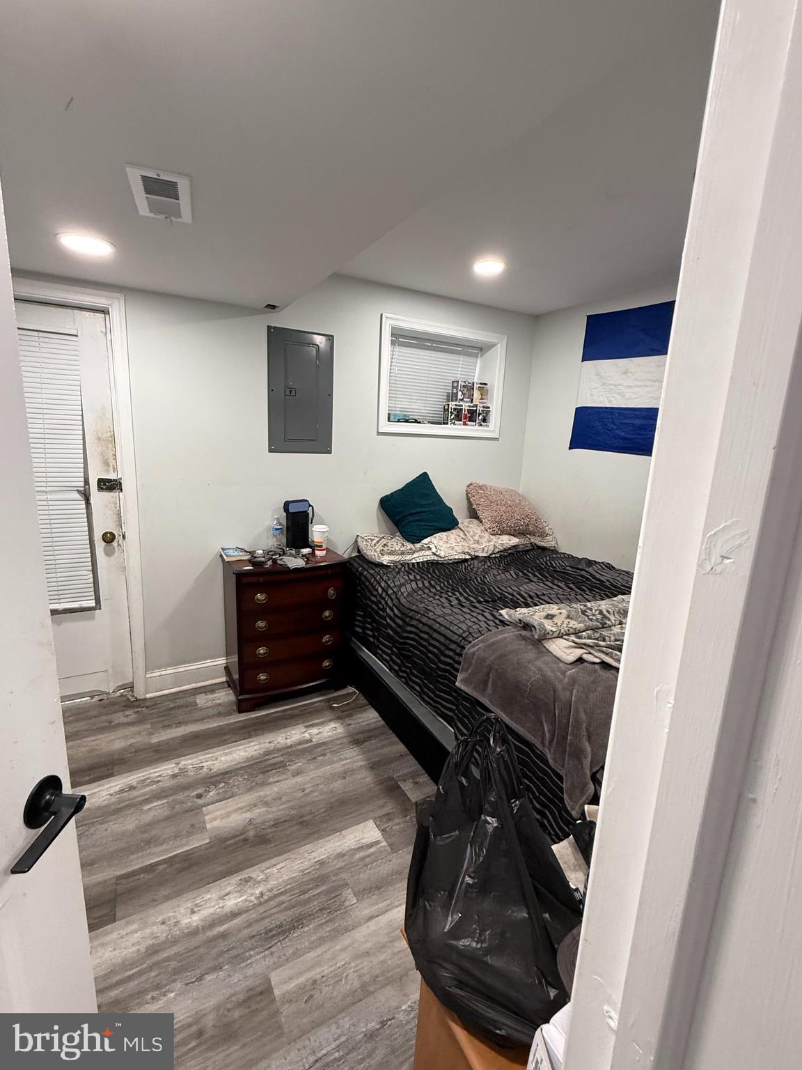 BEL PRE WOODS - Residential