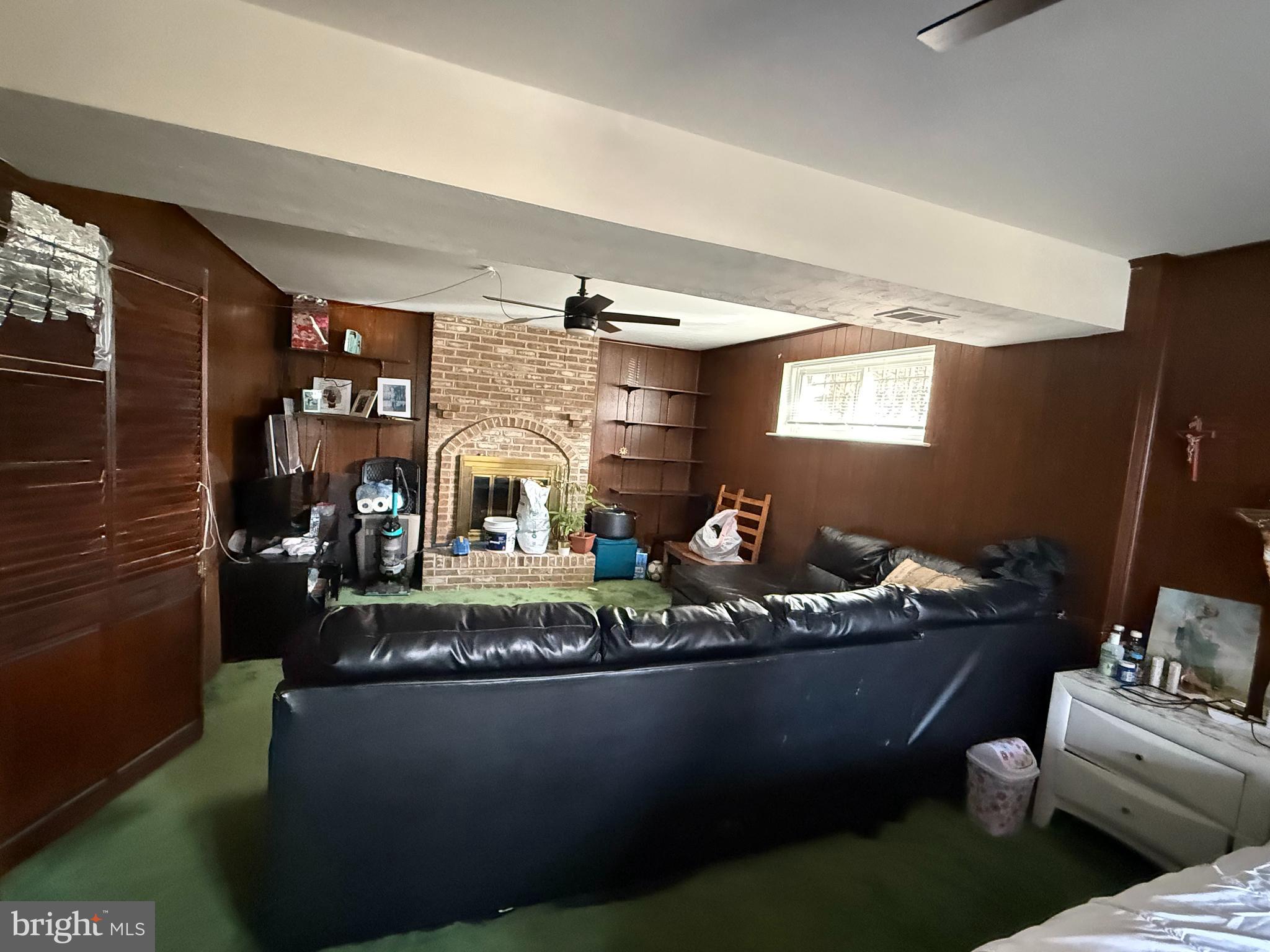 BEL PRE WOODS - Residential