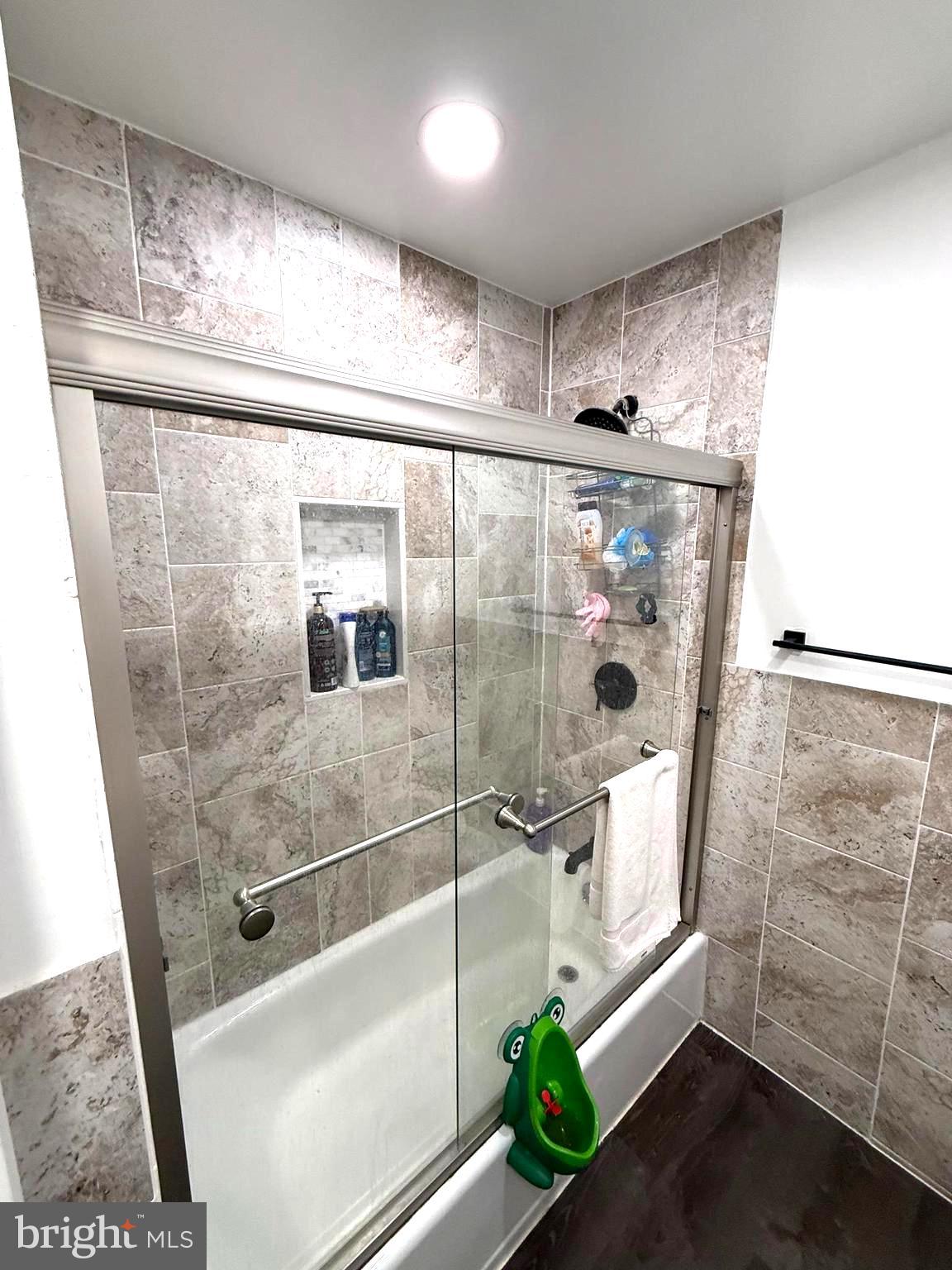 BEL PRE WOODS - Residential