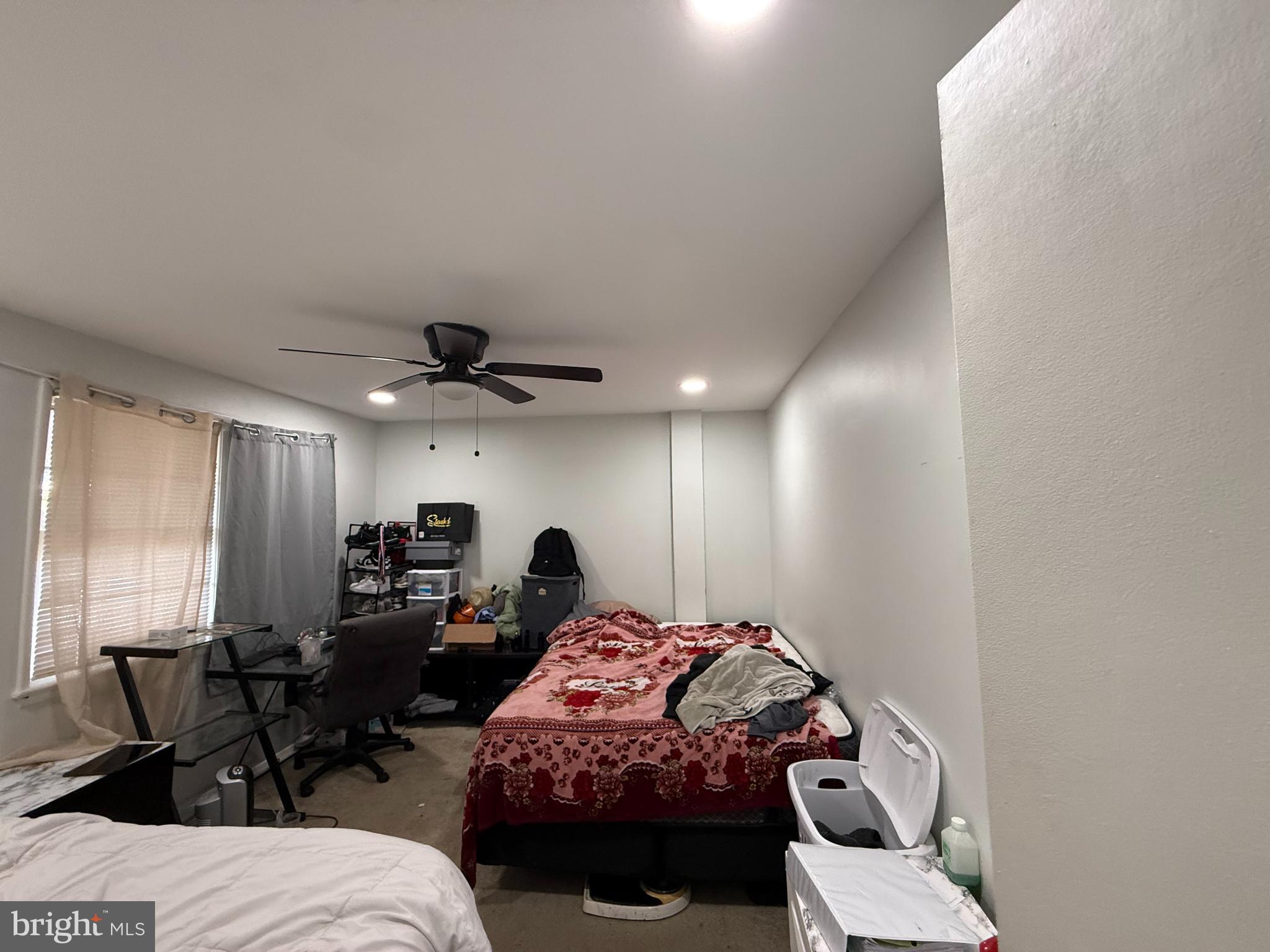 BEL PRE WOODS - Residential