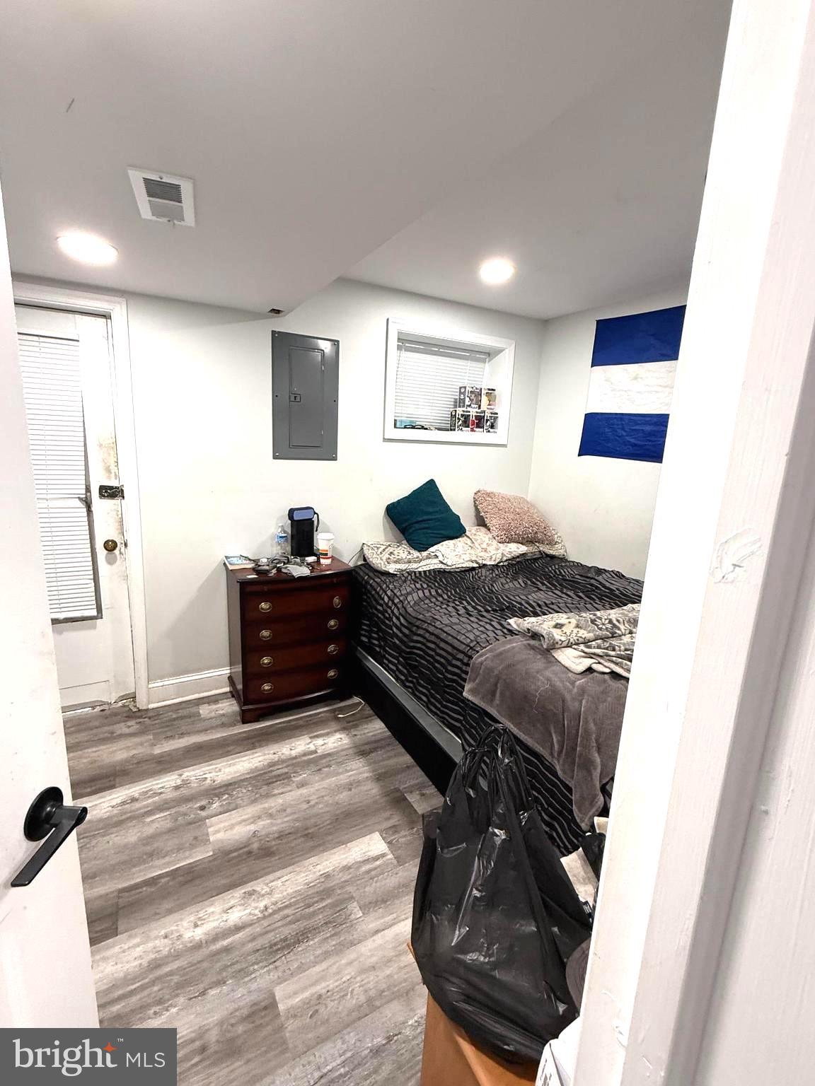 BEL PRE WOODS - Residential