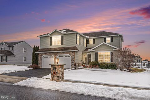 311 SLEEPY HOLLOW DRIVE MECHANICSBURG PA 17055