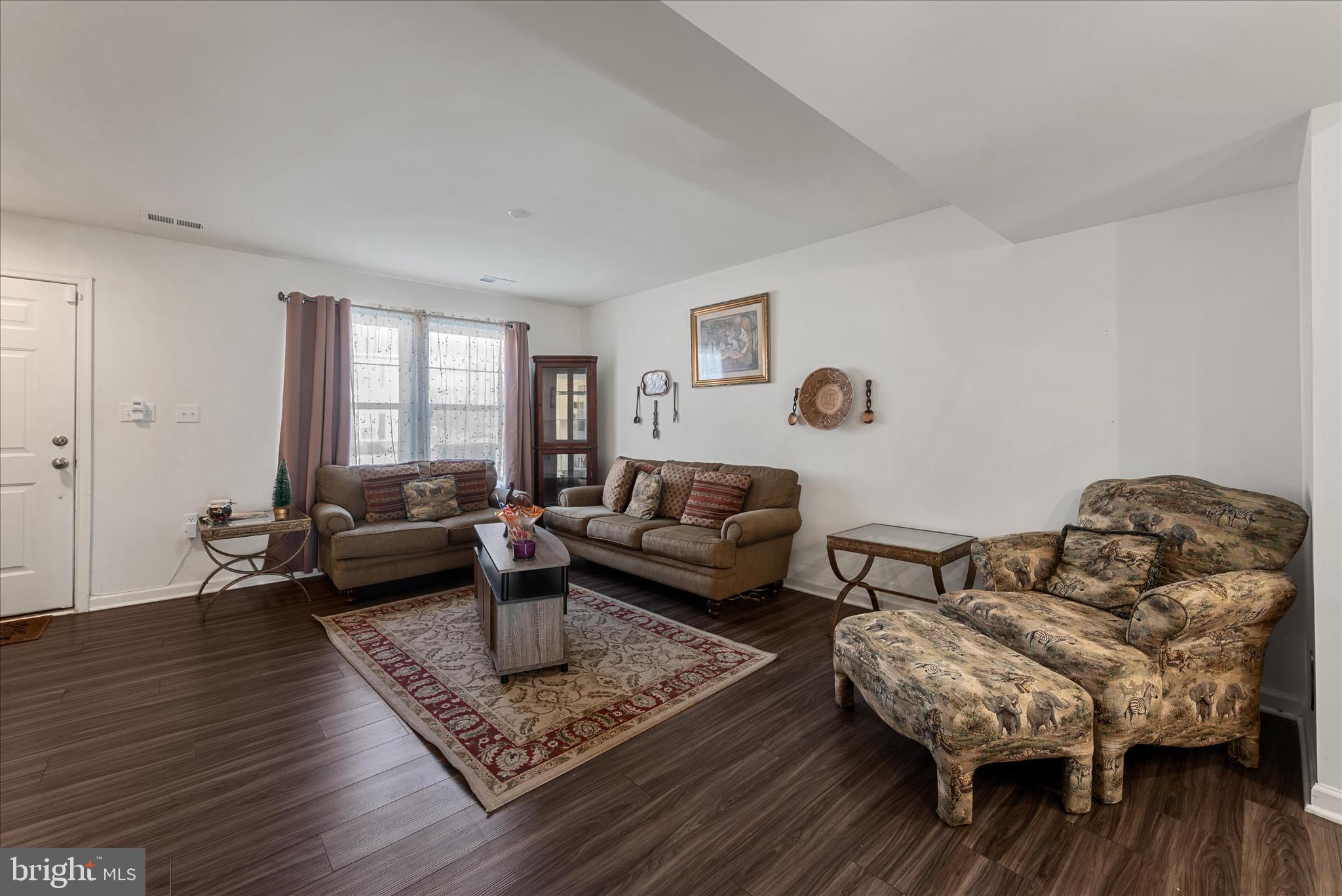 ARCHERS ROCK - Residential Lease