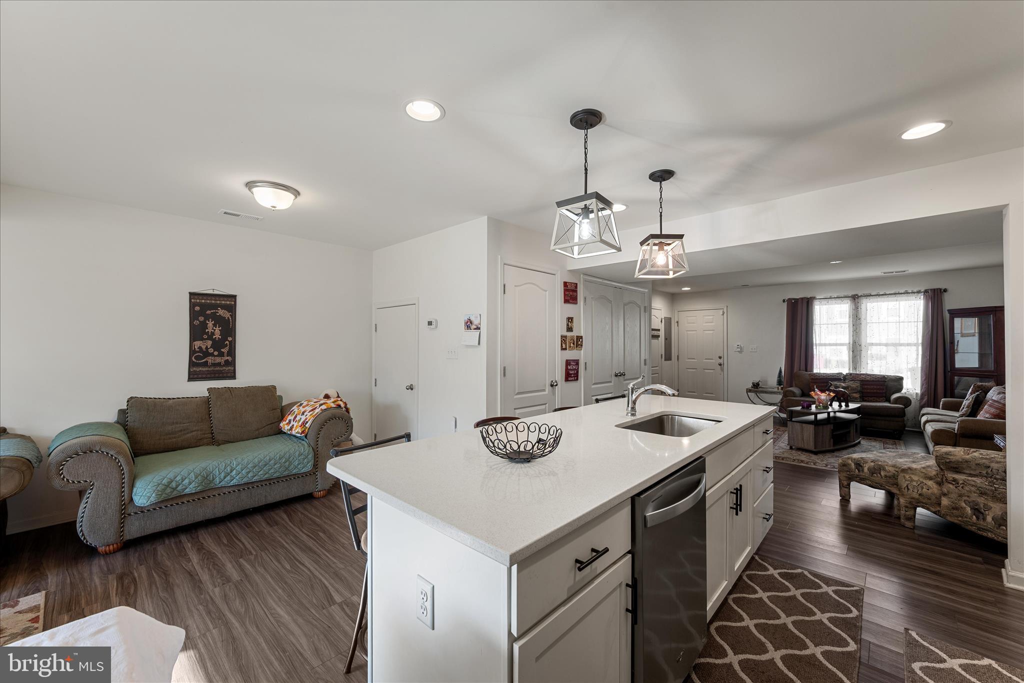 ARCHERS ROCK - Residential Lease