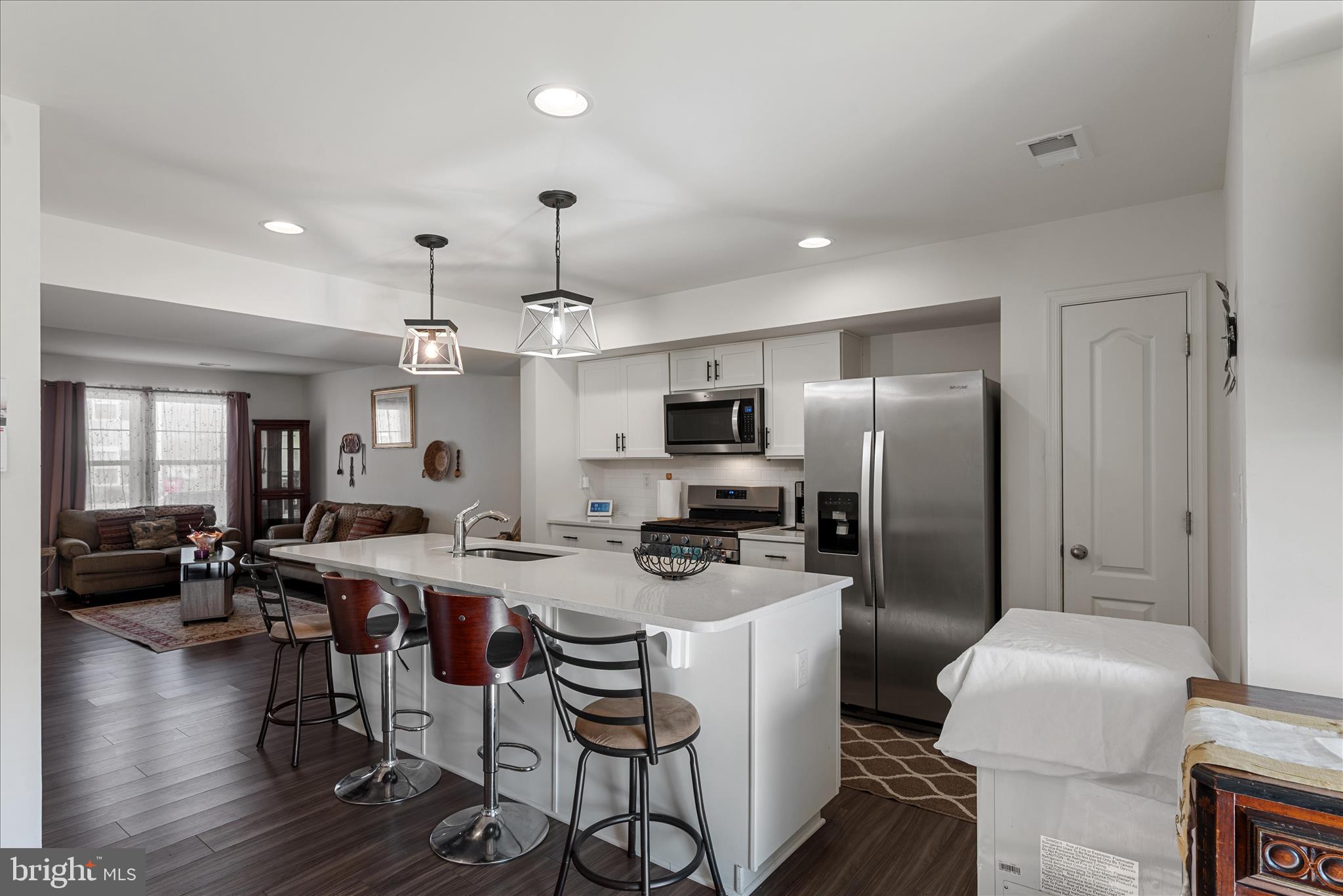 ARCHERS ROCK - Residential Lease