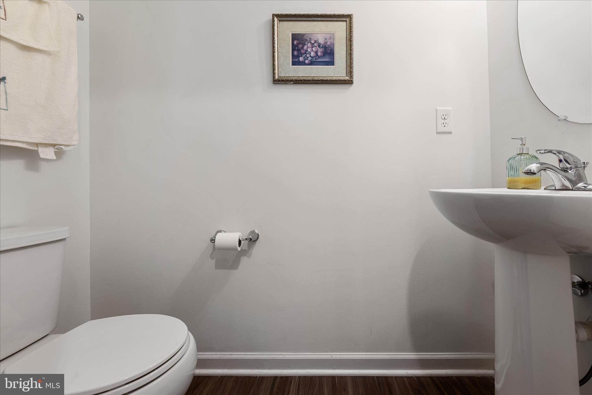 ARCHERS ROCK - Residential Lease