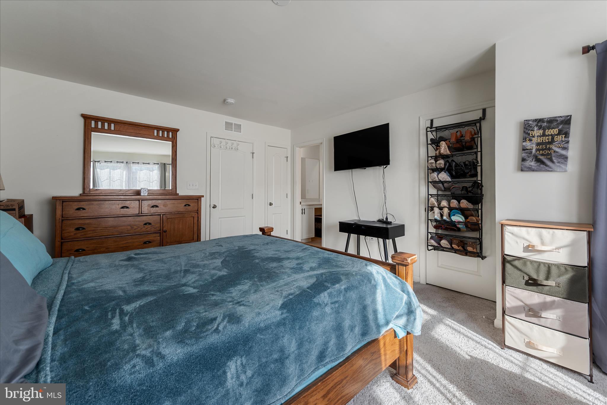 ARCHERS ROCK - Residential Lease