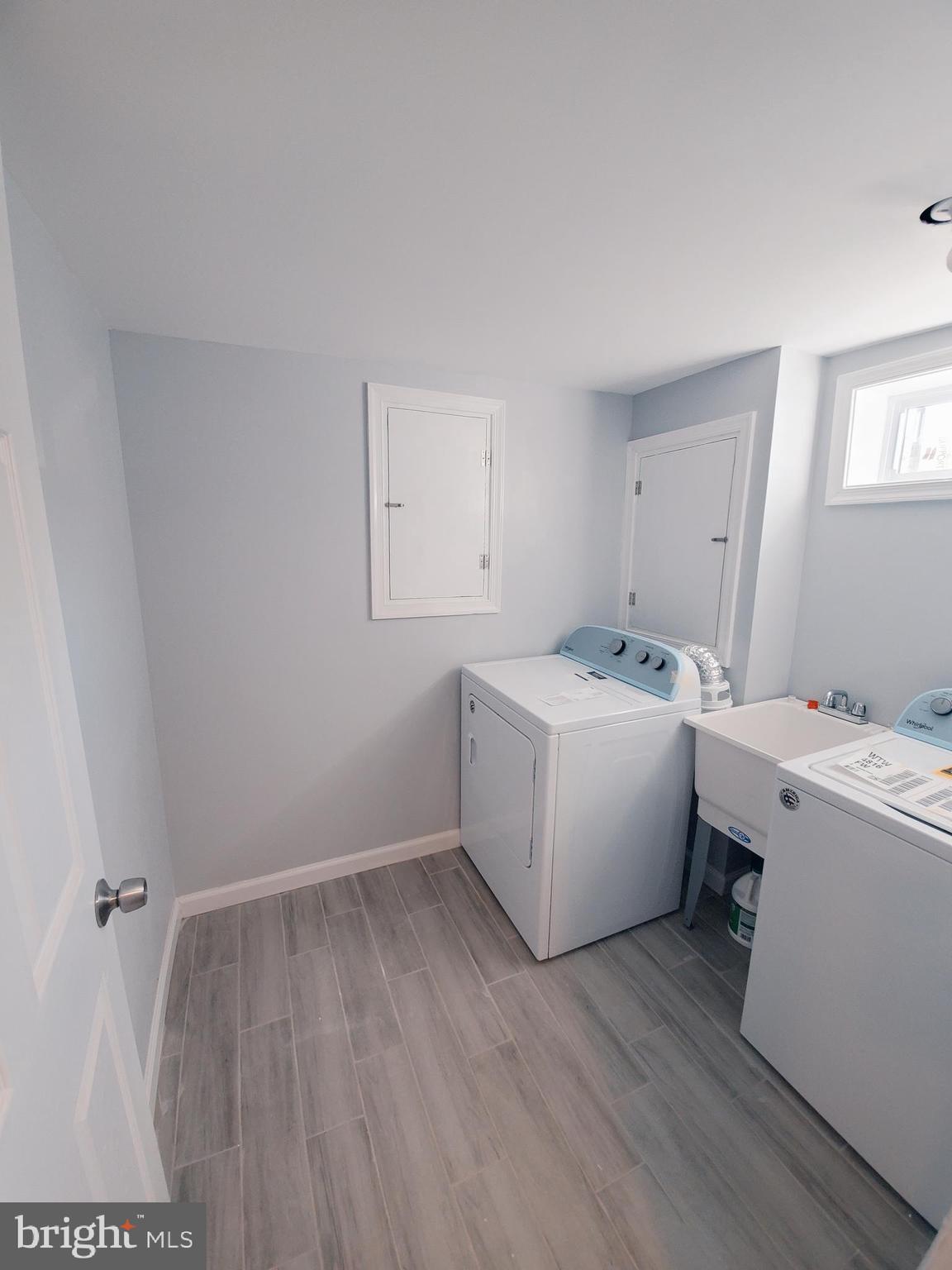 GLASSMANOR - Residential