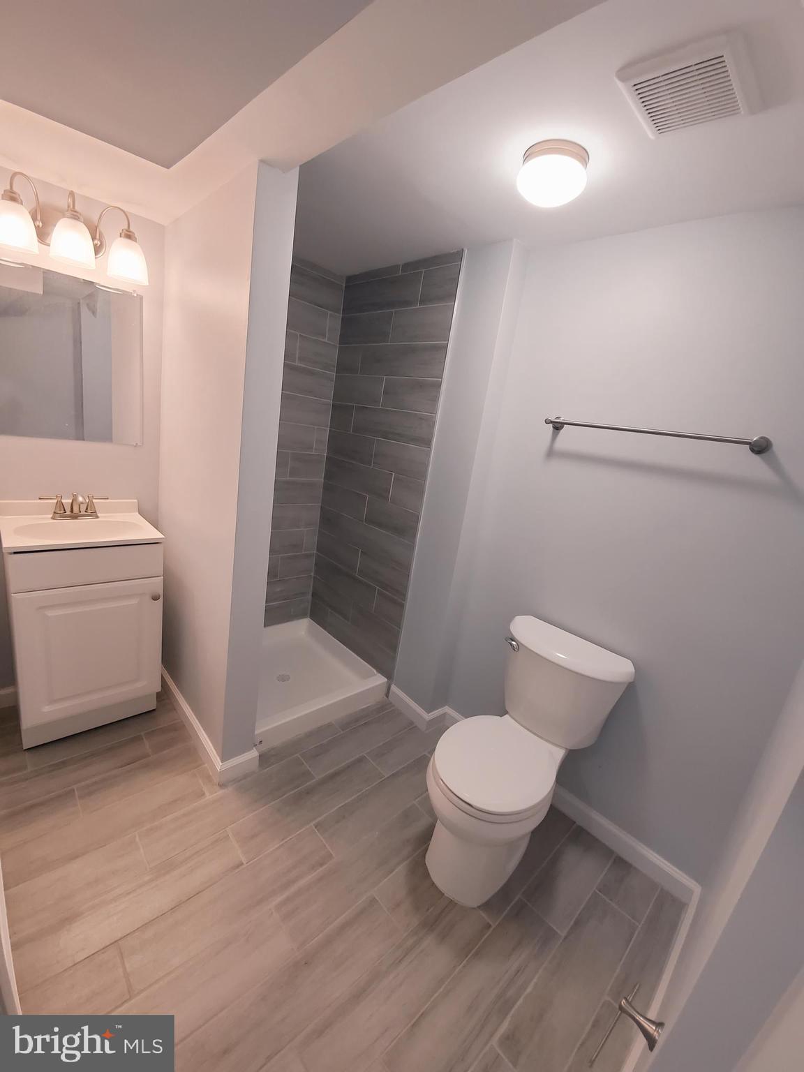 GLASSMANOR - Residential