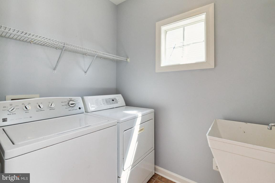 BUCKLEYS RESERVE - Residential Lease