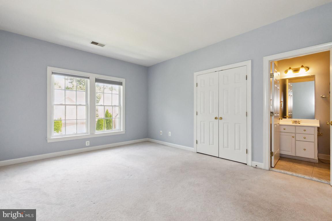 BUCKLEYS RESERVE - Residential Lease