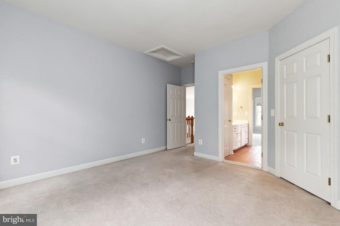 BUCKLEYS RESERVE - Residential Lease