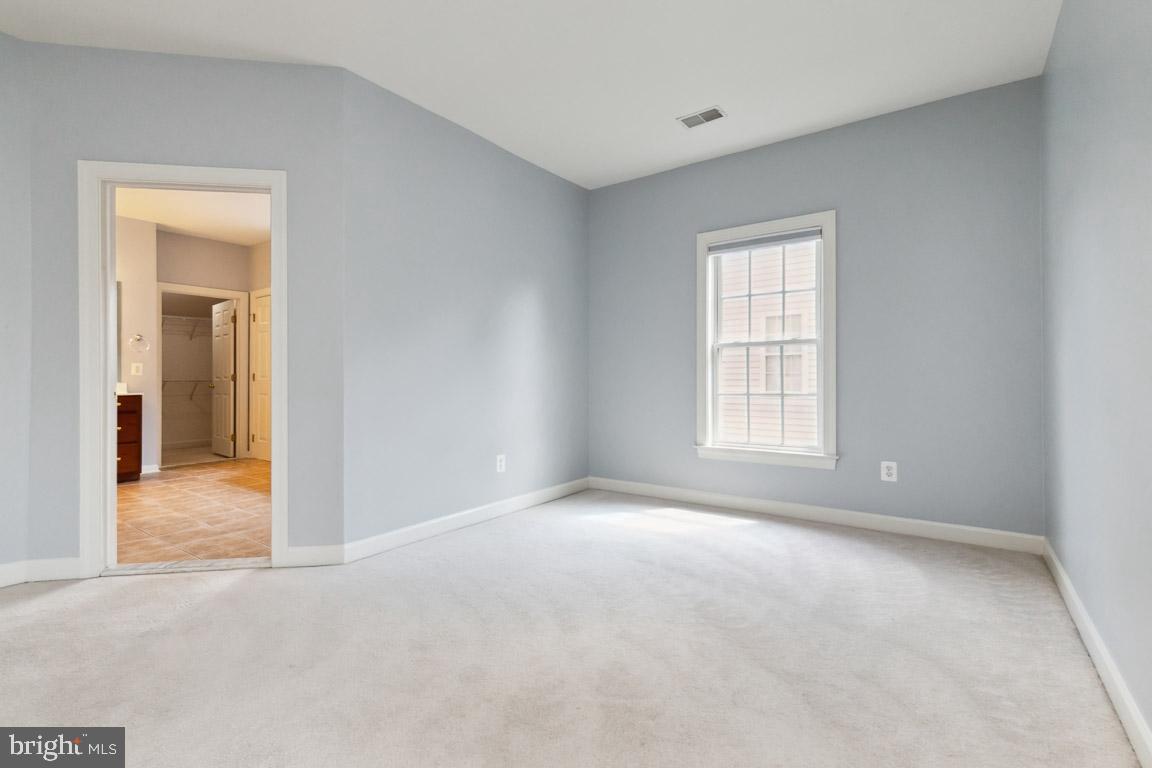 BUCKLEYS RESERVE - Residential Lease