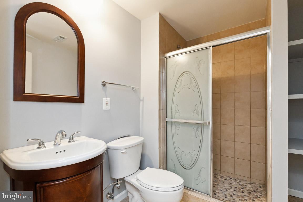 BUCKLEYS RESERVE - Residential Lease