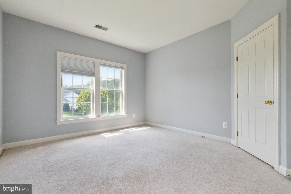 BUCKLEYS RESERVE - Residential Lease