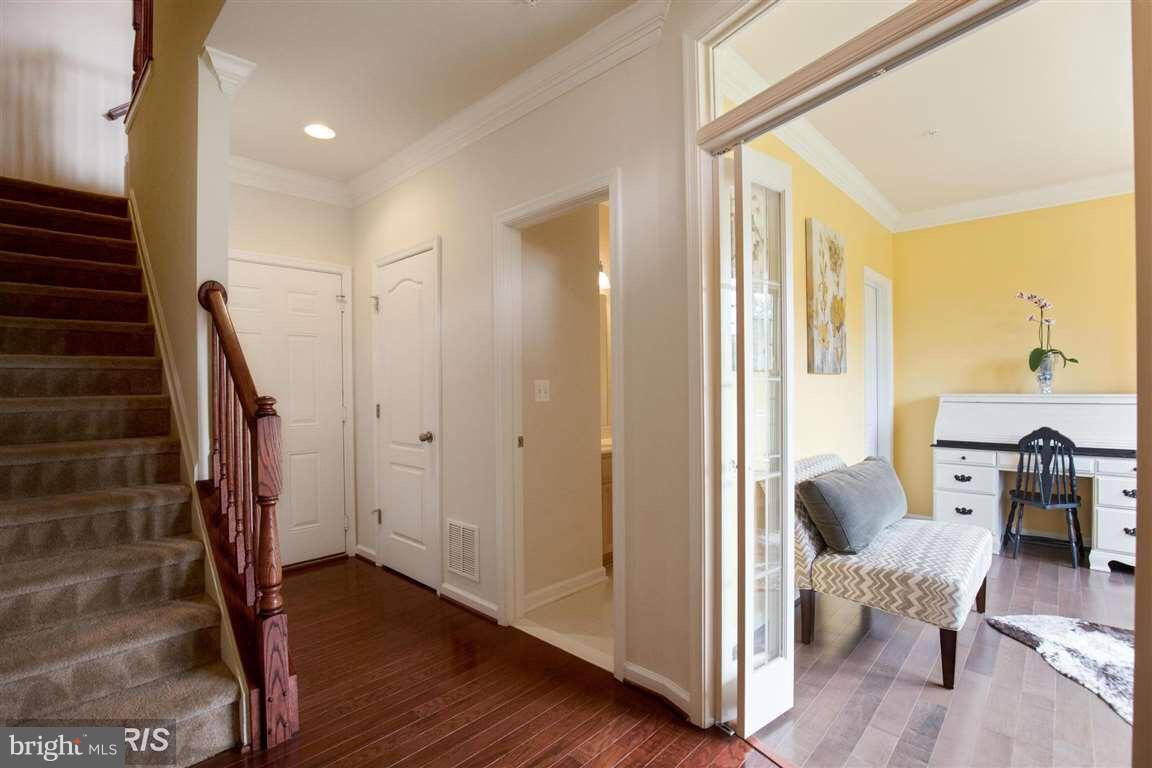 POTOMAC OVERLOOK CONDO - Residential Lease