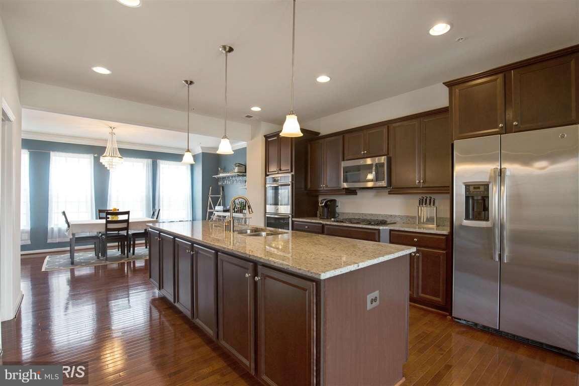 POTOMAC OVERLOOK CONDO - Residential Lease