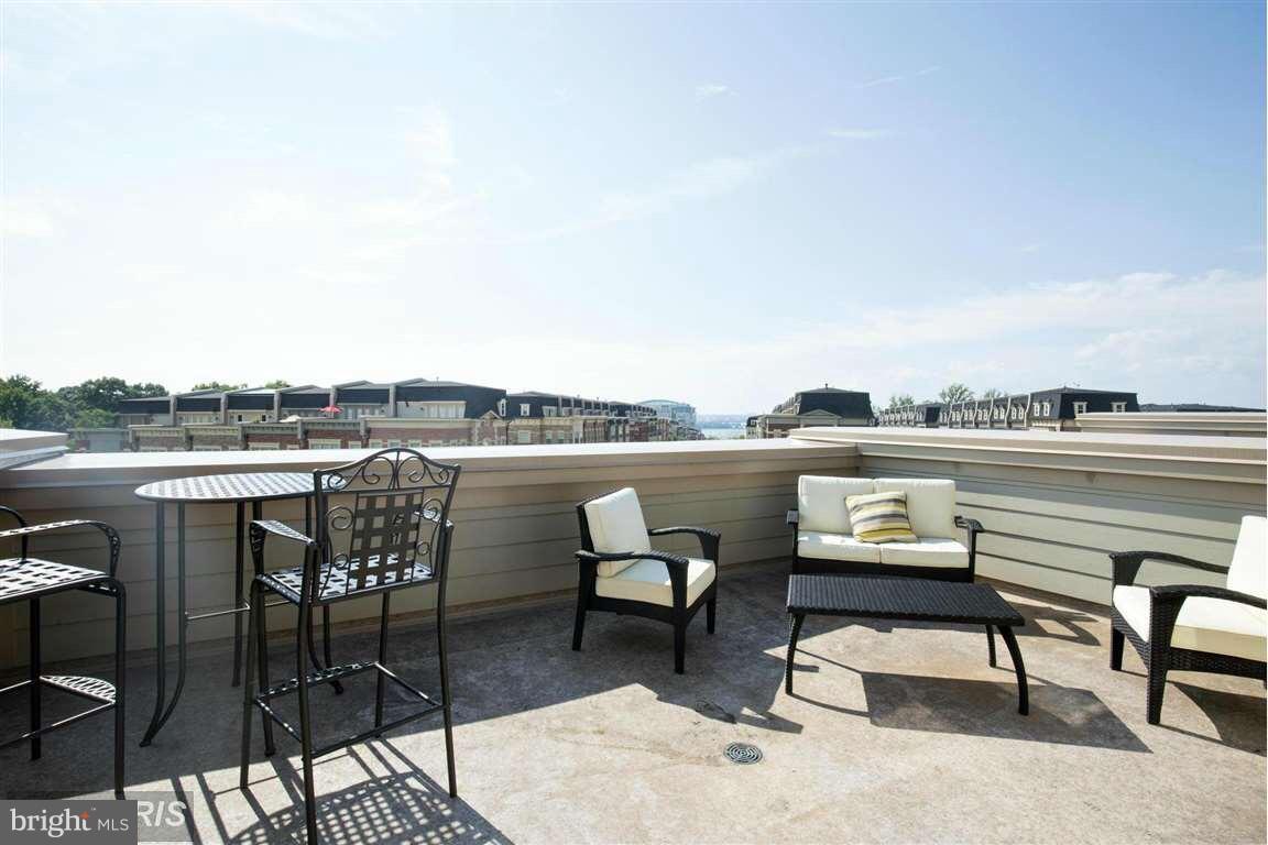 POTOMAC OVERLOOK CONDO - Residential Lease