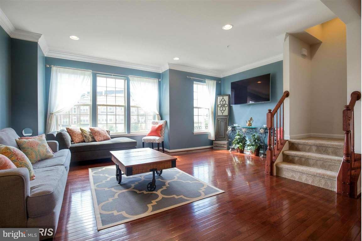 POTOMAC OVERLOOK CONDO - Residential Lease