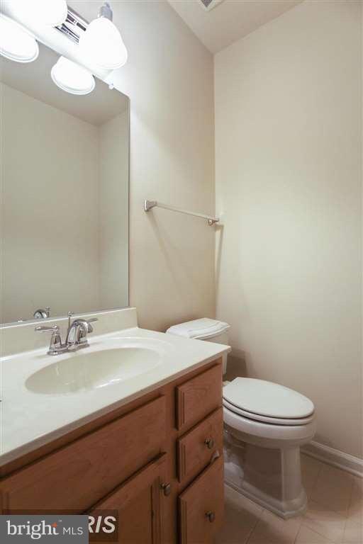 POTOMAC OVERLOOK CONDO - Residential Lease