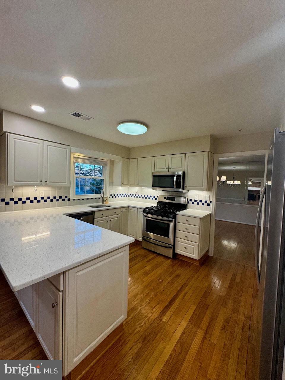 20333 PLEASANT RIDGE DRIVE