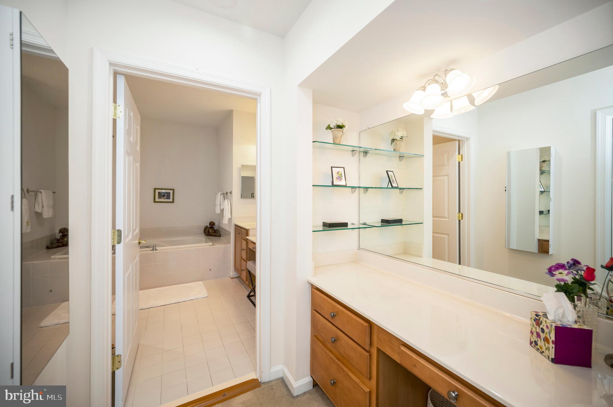 VILLAS AT SNOWDEN - Residential