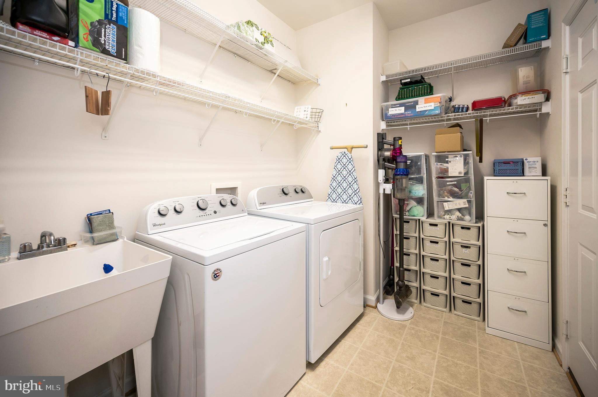 VILLAS AT SNOWDEN - Residential