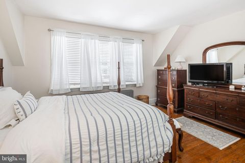 Tiny photo for 329 N Tyson Avenue, GLENSIDE, PA 19038 (MLS # PAMC2167558)