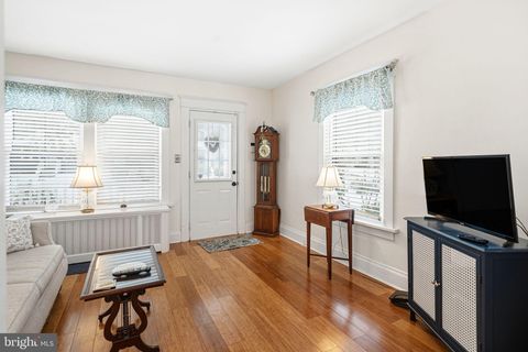 Tiny photo for 329 N Tyson Avenue, GLENSIDE, PA 19038 (MLS # PAMC2167558)