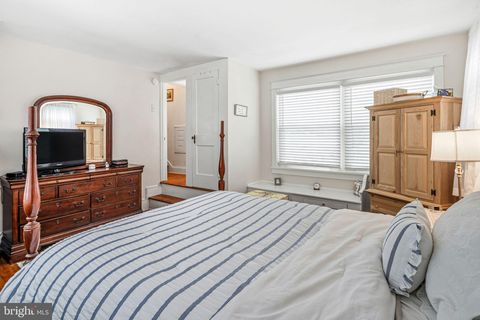 Tiny photo for 329 N Tyson Avenue, GLENSIDE, PA 19038 (MLS # PAMC2167558)