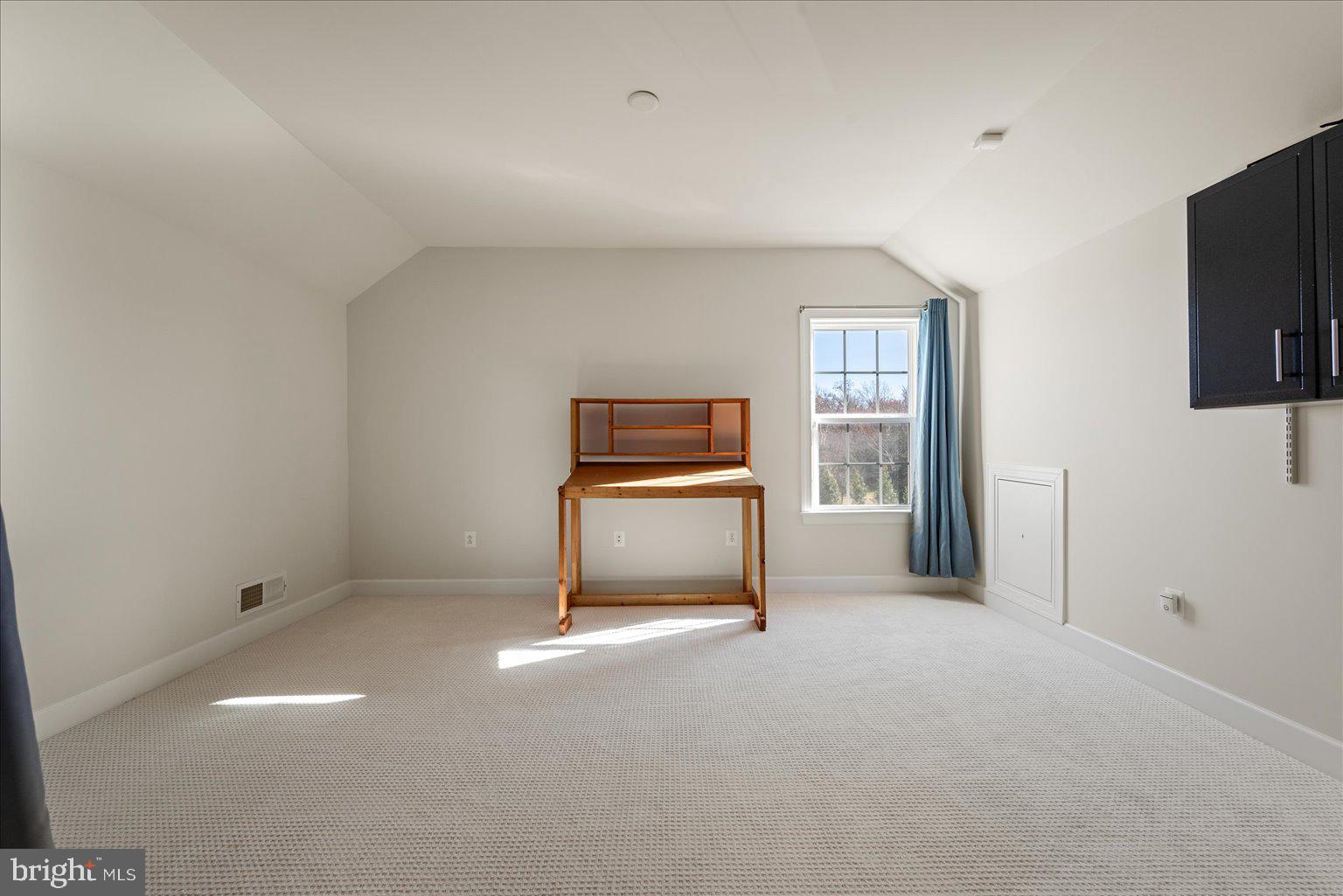 CREIGHTON FARMS - Residential