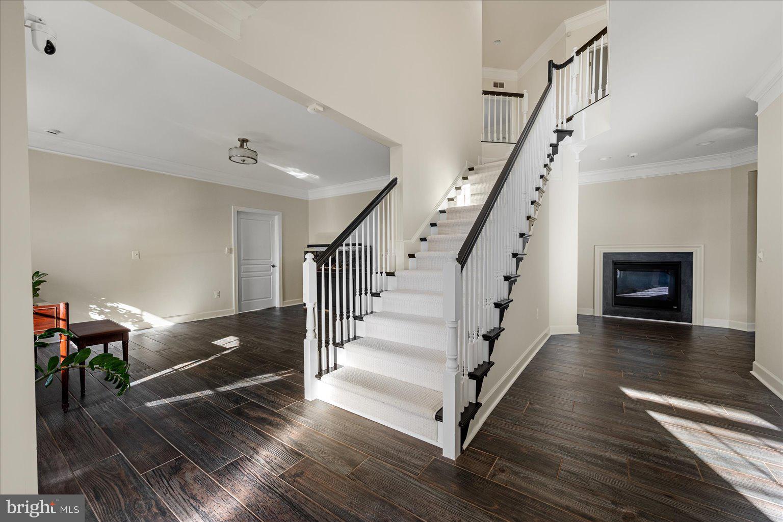 CREIGHTON FARMS - Residential