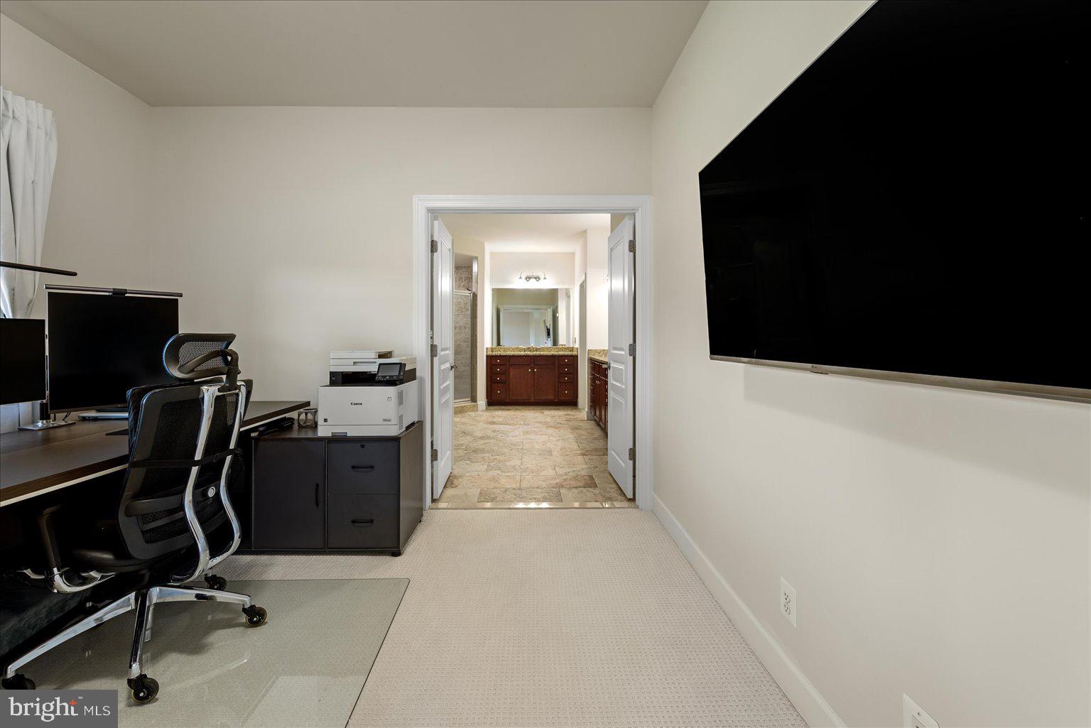 CREIGHTON FARMS - Residential