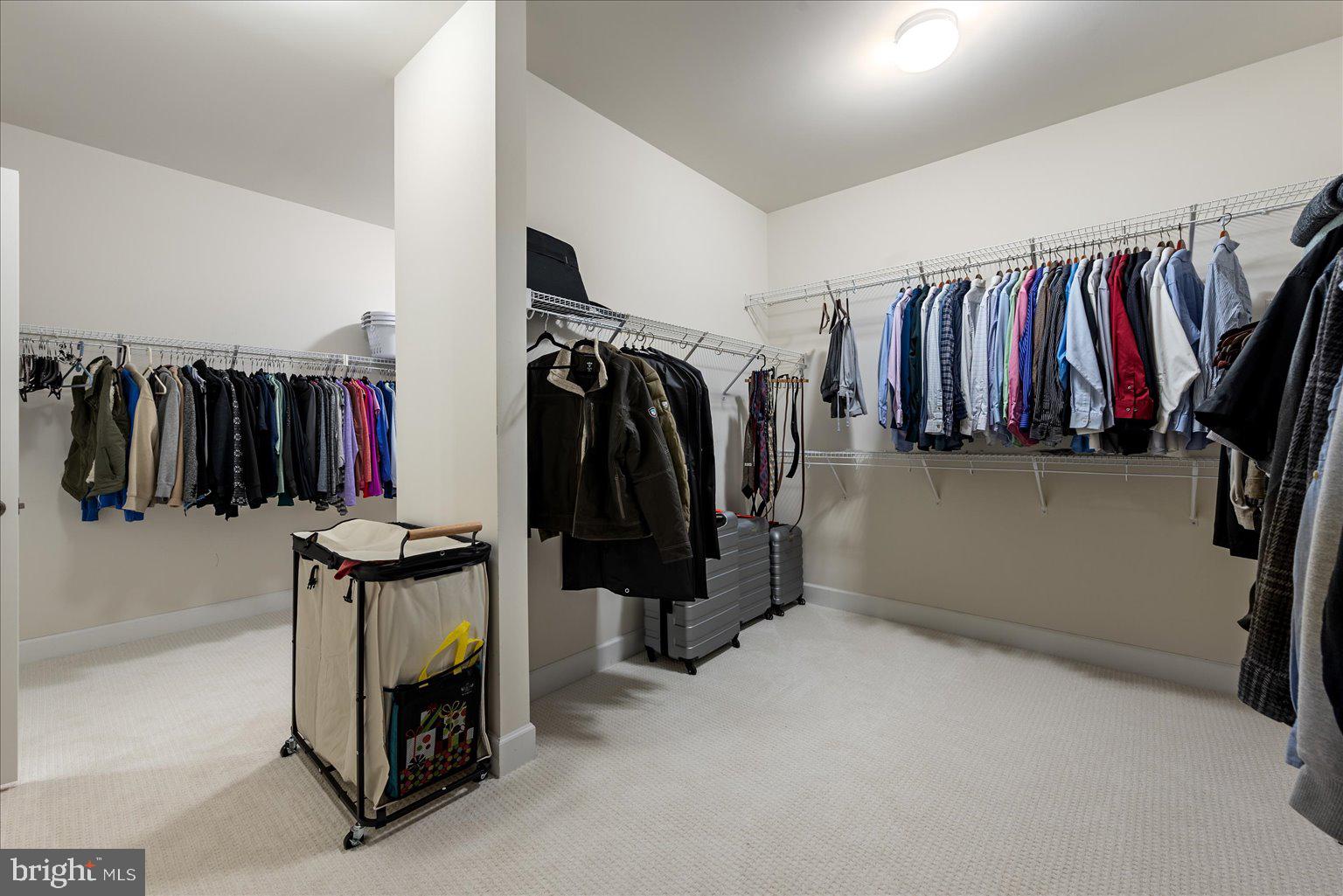 CREIGHTON FARMS - Residential