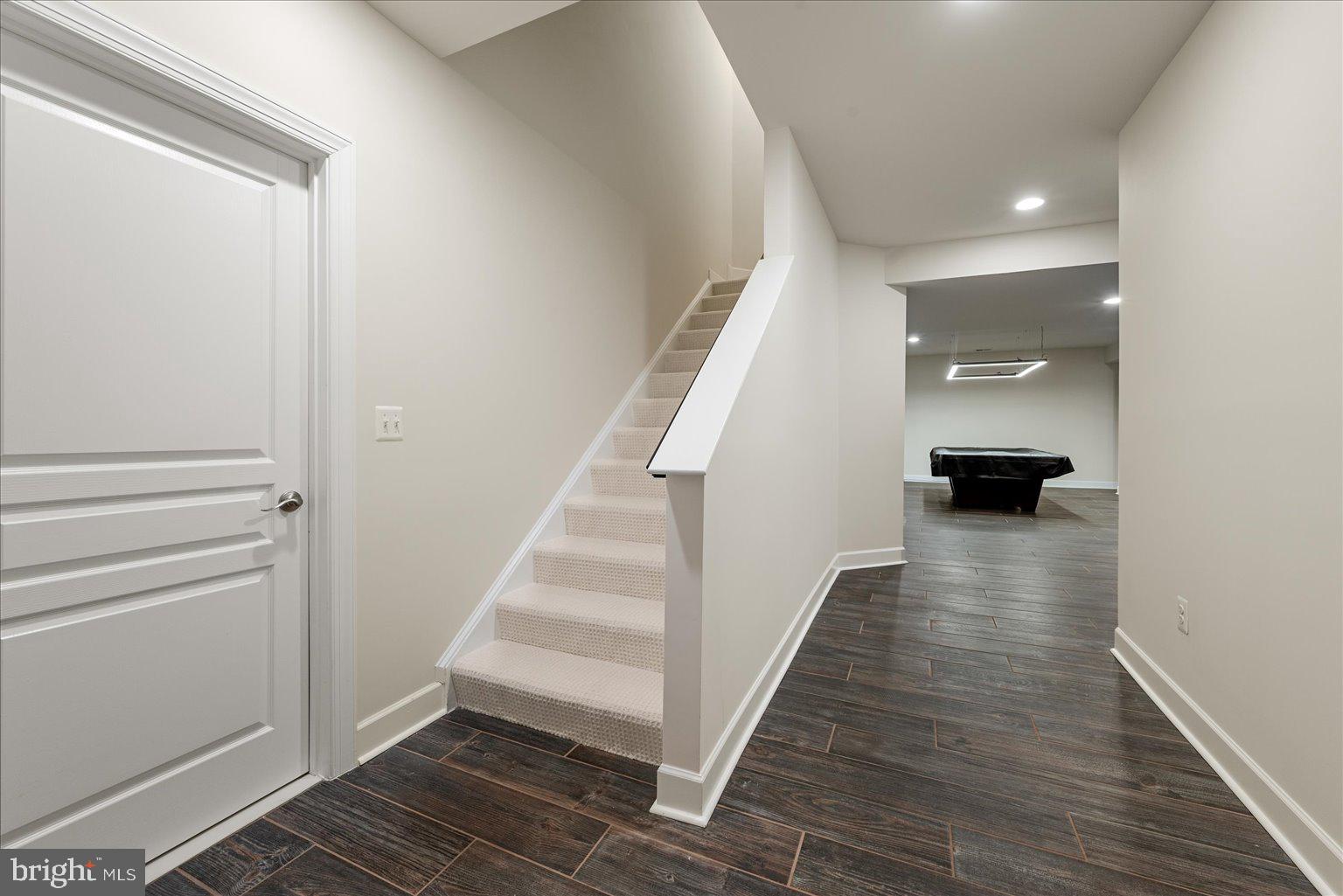 CREIGHTON FARMS - Residential