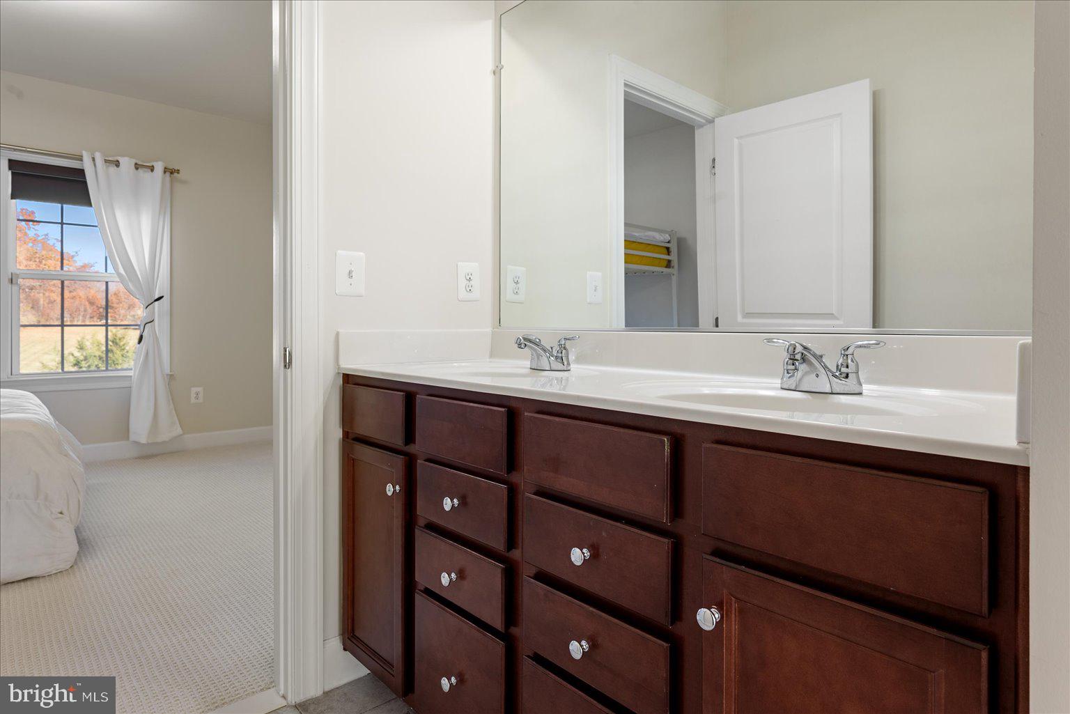 CREIGHTON FARMS - Residential