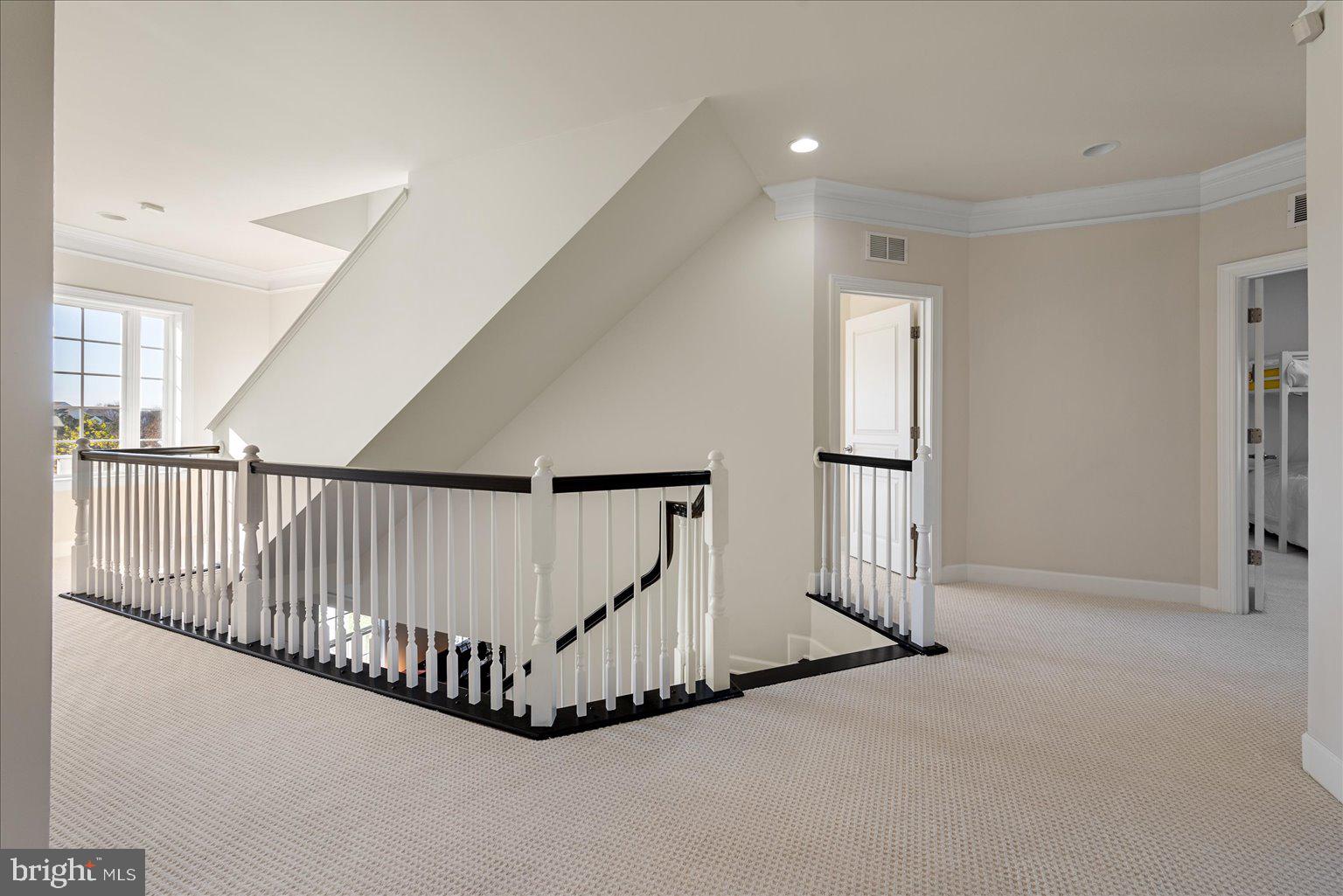 CREIGHTON FARMS - Residential