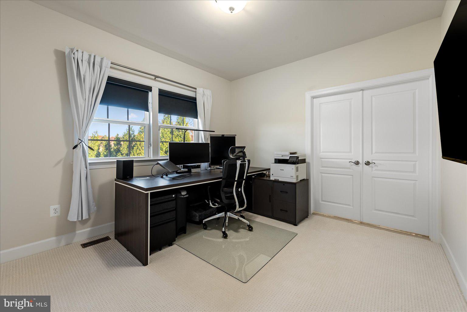 CREIGHTON FARMS - Residential