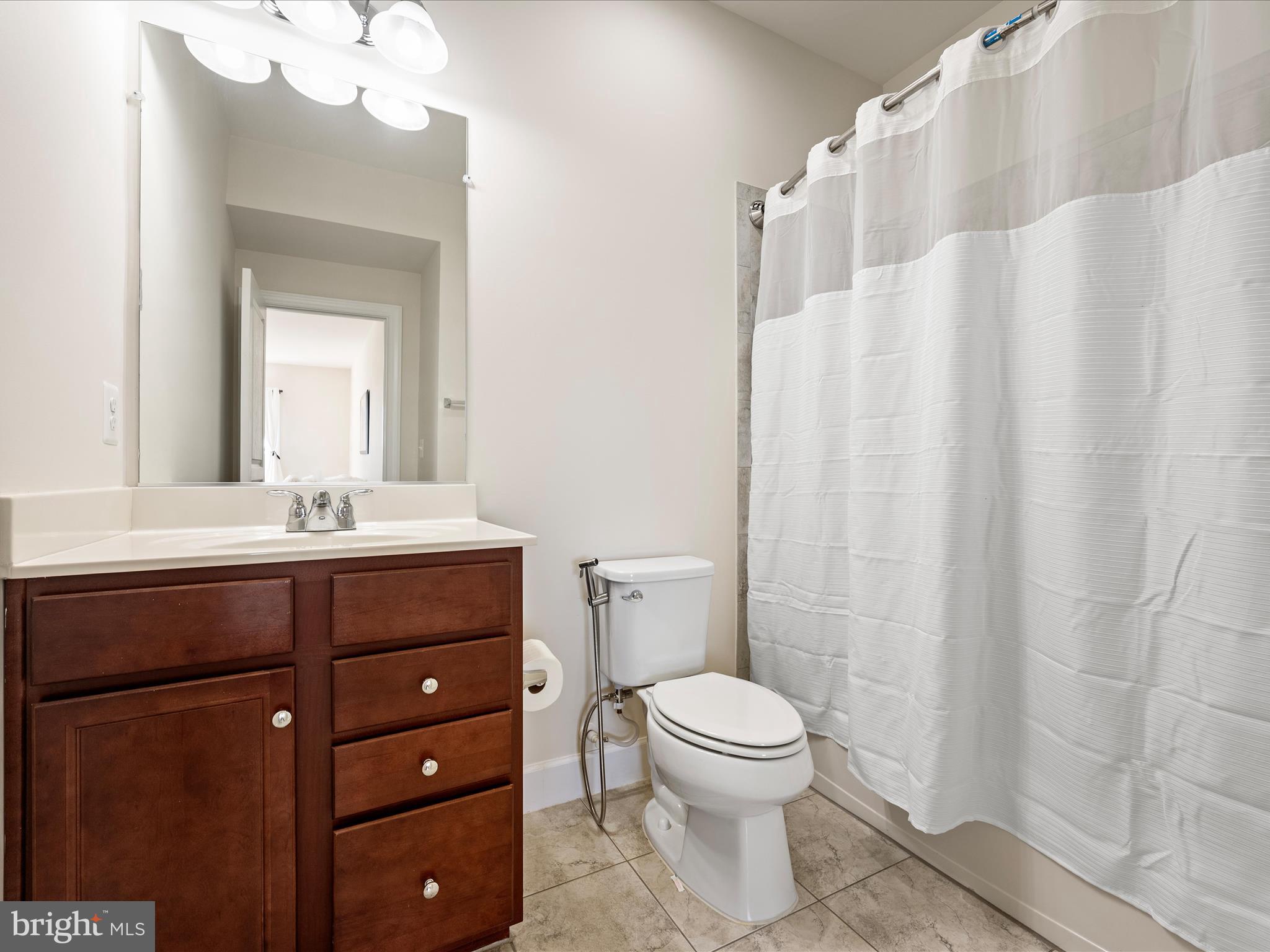 CREIGHTON FARMS - Residential