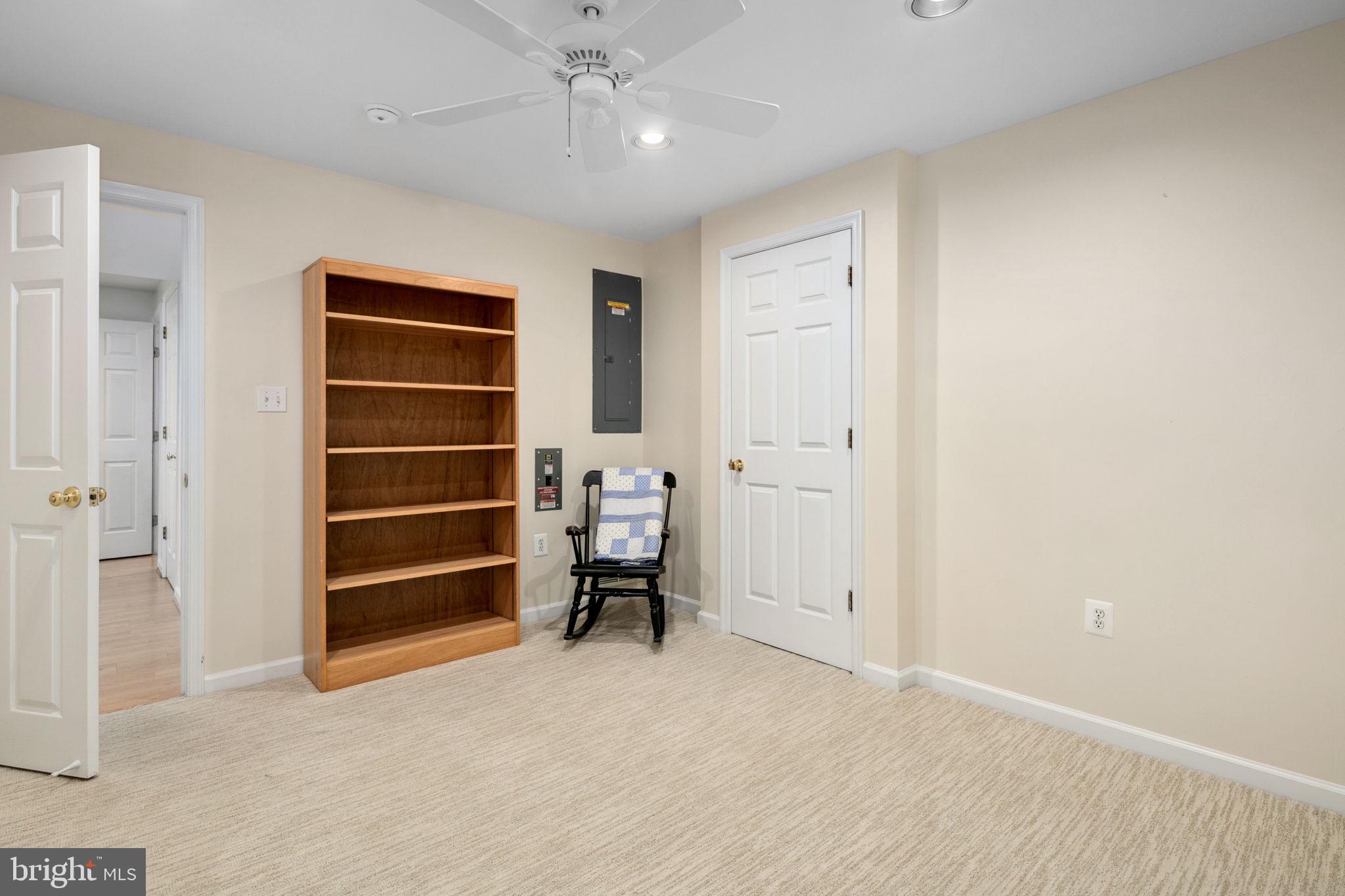 LYON VILLAGE - Residential