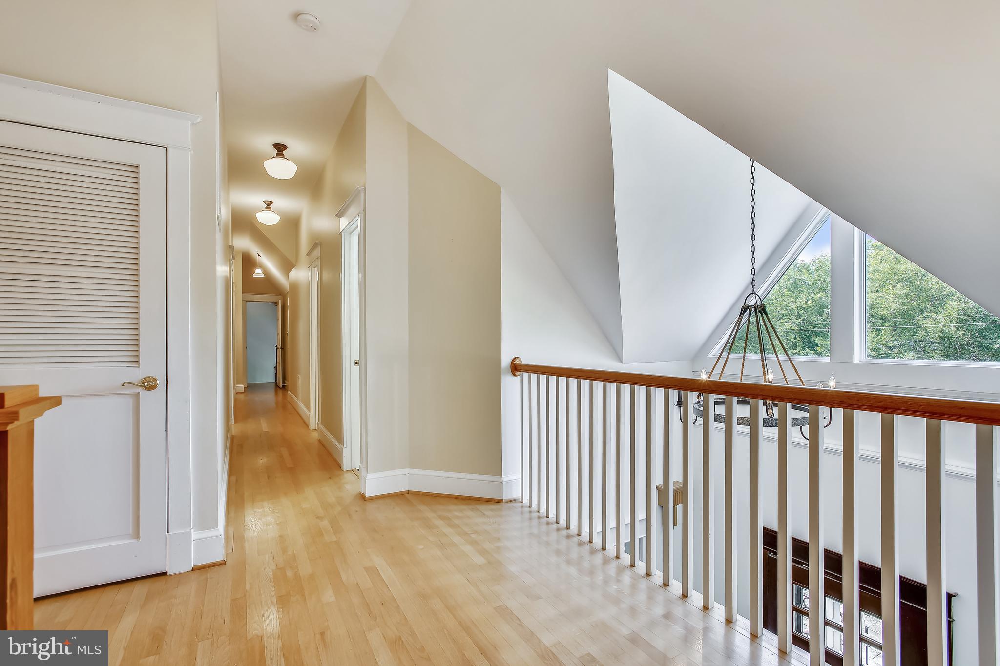 YORKTOWN - Residential