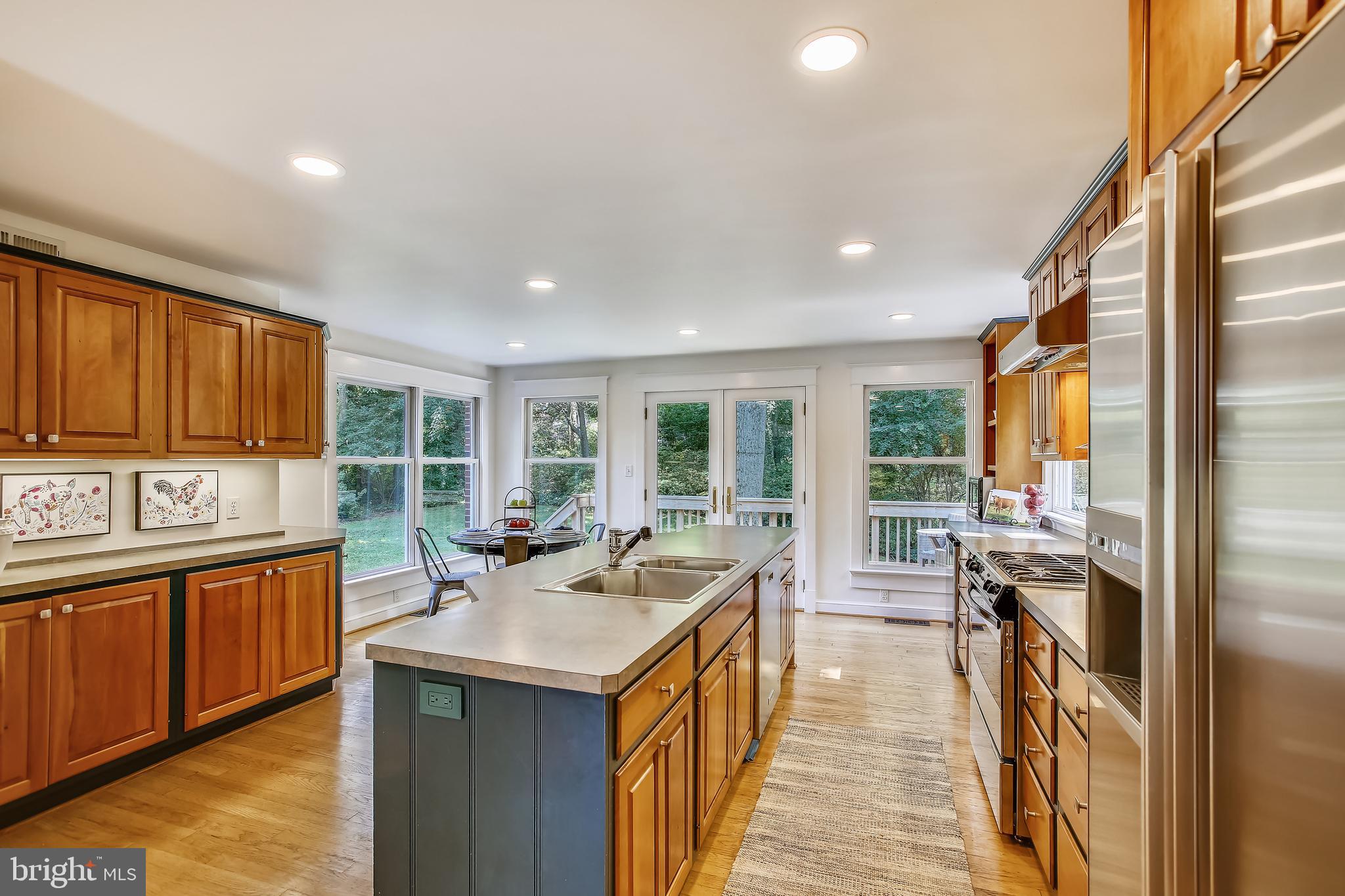 YORKTOWN - Residential