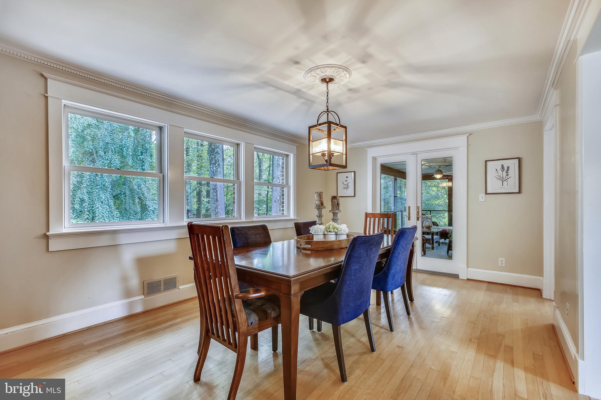 YORKTOWN - Residential